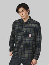 เสื้อเชิ้ตแขนยาวผู้ชาย คอลเลคชั่น CASEY JONES ทรงตรง สีเขียวเข้ม