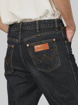 กางเกงยีนส์ผู้ชาย คอลเลคชั่น CASEY JONES MWZ FIT เอวกลาง ทรงตรง สียีนส์เข้ม