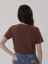 เสื้อยืดแขนสั้นผู้หญิง คอลเลคชั่น EVERYDAY WITH WRANGLER CROPPED FIT สีน้ำตาล