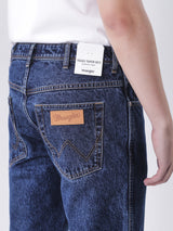 กางเกงยีนส์ผู้ชาย TEXAS TAPER FIT เอวกลาง ทรงตรง สียีนส์กลาง