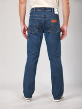 กางเกงยีนส์ผู้ชาย TEXAS SLIM FIT เอวกลาง ทรงเข้ารูป สียีนส์กลาง