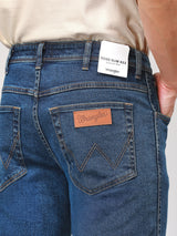 กางเกงยีนส์ผู้ชาย TEXAS SLIM FIT เอวกลาง ทรงเข้ารูป สียีนส์กลาง