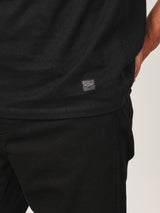 เสื้อยืดแขนกุดผู้ชาย คอลเลคชั่น BIKER LOOK ทรงตรง สีดำ