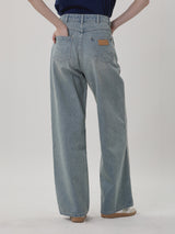 กางเกงยีนส์ผู้หญิง คอลเลคชั่น EVERYDAY WITH WRANGLER BOYFRIEND FIT เอวสูง ทรงหลวม สียีนส์อ่อน