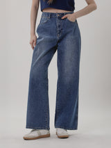 กางเกงยีนส์ผู้หญิง คอลเลคชั่น EVERYDAY WITH WRANGLER BOYFRIEND FIT เอวสูง ทรงหลวม สียีนส์กลาง