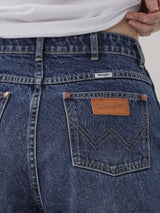 กางเกงยีนส์ผู้หญิง คอลเลคชั่น EVERYDAY WITH WRANGLER FLARE FIT เอวสูง ทรงตรง-ขาม้ากว้าง สียีนส์เข้ม