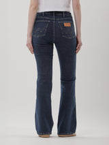 กางเกงยีนส์ผู้หญิง คอลเลคชั่น EVERYDAY WITH WRANGLER BOOTCUT FIT เอวสูง ทรงขาม้า สียีนส์เข้ม