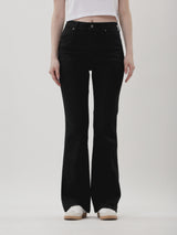 กางเกงยีนส์ผู้หญิง คอลเลคชั่น EVERYDAY WITH WRANGLER BOOTCUT FIT เอวสูง ทรงขาม้า สีดำ