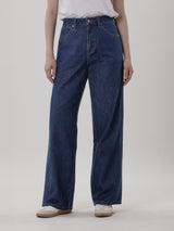 กางเกงยีนส์ผู้หญิง คอลเลคชั่น EVERYDAY WITH WRANGLER BARREL FIT เอวสูง ทรงขากว้าง สียีนส์กลาง