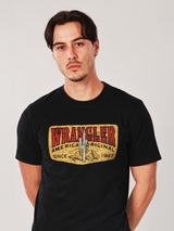 เสื้อยืดแขนสั้นผู้ชาย คอลเลคชั่น WRANGLER LEGENDS ทรงตรง สีดำ