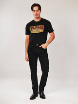 เสื้อยืดแขนสั้นผู้ชาย คอลเลคชั่น WRANGLER LEGENDS ทรงตรง สีดำ