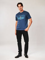 เสื้อยืดแขนสั้นผู้ชาย คอลเลคชั่น WRANGLER LEGENDS ทรงตรง สีกรมท่า
