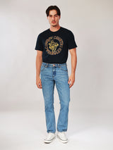 กางเกงยีนส์ผู้ชาย คอลเลคชั่น WRANGLER LEGENDS GREENSBORO FIT เอวกลาง ทรงตรง สียีนส์อ่อน