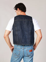 เสื้อกั๊กผู้ชาย คอลเลคชั่น WRANGLER LEGENDS ทรงตรง สียีนส์กลาง
