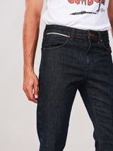 กางเกงยีนส์ (ริมขาว)ผู้ชาย คอลเลคชั่น WRANGLER LEGENDS GREENSBORO FIT เอวกลาง ทรงตรง สียีนส์เข้ม