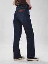 กางเกงยีนส์ผู้หญิง คอลเลคชั่น WRANGLER LEGENDS SUNSET FIT เอวกลาง ทรงตรง สียีนส์กลาง