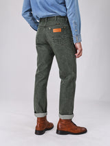 กางเกงยีนส์ผู้ชาย คอลเลคชั่น BEYOND DENIM MWZ FIT เอวกลาง ทรงตรง สีเขียว