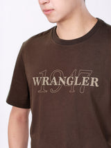 เสื้อยืดแขนสั้นผู้ชาย ทรงตรง สีน้ำตาล