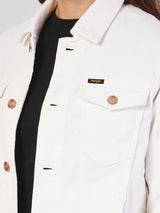 เสื้อแจ็คเก็ตผู้หญิง คอลเลคชั่น LEGEND OF WRANGLER ทรงตรง สีครีม