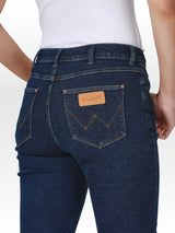 กางเกงยีนส์ผู้หญิง SLIM FIT เอวกลาง ทรงเข้ารูป สียีนส์กลาง