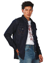 เสื้อเชิ้ตแขนยาวผู้ชาย คอลเลคชั่น EVERYDAY WITH WRANGLER ทรงตรง สียีนส์เข้ม