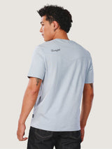 เสื้อยืดแขนสั้นผู้ชาย คอลเลคชั่น EVERYDAY WITH WRANGLER ทรงตรง สีฟ้า