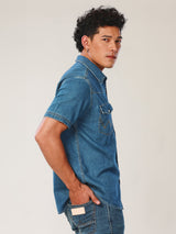 เสื้อเชิ้ตแขนสั้นผู้ชาย คอลเลคชั่น EVERYDAY WITH WRANGLER ทรงตรง สีฟ้า