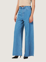 WIDE LEG FIT EVERYDAY WITH WRANGLER COLLECTION MID RISE WOMEN'S JEANS LIGHT INDIGO