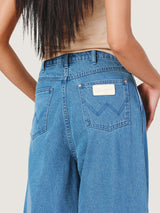 WIDE LEG FIT EVERYDAY WITH WRANGLER COLLECTION MID RISE WOMEN'S JEANS LIGHT INDIGO