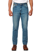 TEXAS TAPER FIT EVERYDAY WITH WRANGLER COLLECTION MID RISE REGULAR MEN'S JEANS LIGHT INDIGO