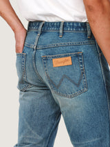 TEXAS TAPER FIT EVERYDAY WITH WRANGLER COLLECTION MID RISE REGULAR MEN'S JEANS LIGHT INDIGO