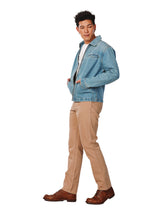 REGULAR FIT EVERYDAY WITH WRANGLER COLLECTION MEN'S DENIM JACKET LIGHT INDIGO