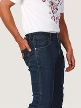 กางเกงยีนส์ผู้ชาย คอลเลคชั่น EVERYDAY WITH WRANGLER LARSTON FIT เอวต่ำ ทรงเข้ารูป สียีนส์กลาง