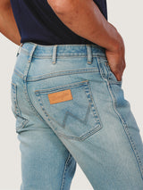กางเกงยีนส์ผู้ชาย คอลเลคชั่น EVERYDAY WITH WRANGLER TEXAS SLIM FIT เอวกลาง ทรงเข้ารูป สียีนส์อ่อน