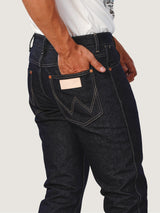 กางเกงยีนส์ผู้ชาย คอลเลคชั่น EVERYDAY WITH WRANGLER GREENSBORO FIT เอวกลาง ทรงตรง สียีนส์ผ้าดิบ