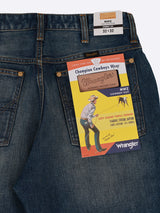 กางเกงยีนส์ผู้ชาย คอลเลคชั่น LEGEND OF WRANGLER MWZ FIT (Authentic Premium ) เอวกลาง ทรงตรง สียีนส์กลาง