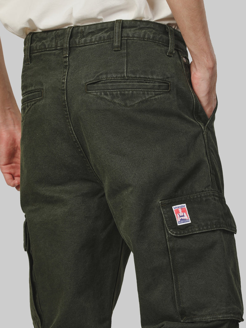 กางเกงขายาวผู้ชาย คอลเลคชั่น CASEY JONES CARGO FIT เอวกลาง ทรงตรง สีเขียวมะกอก