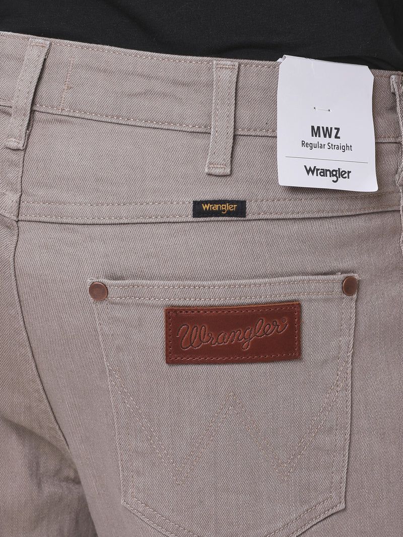 กางเกงขายาวผู้ชาย MWZ FIT เอวกลาง ทรงตรง สีกากี