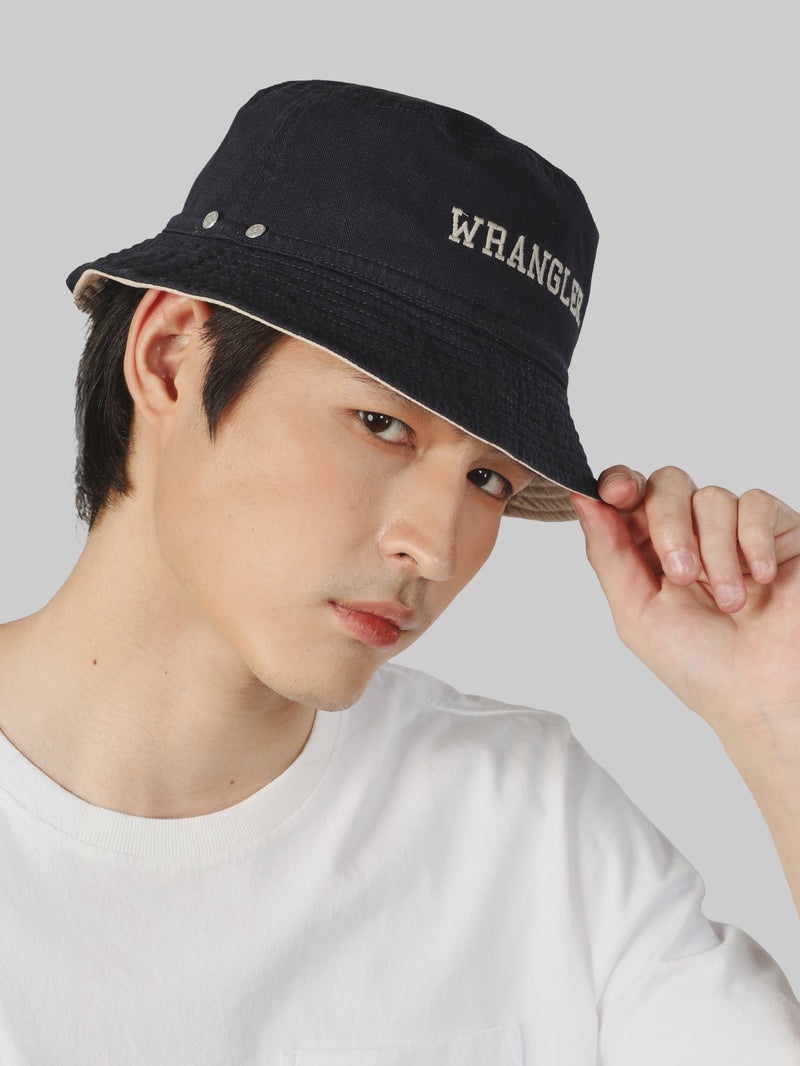 CASEY JONES COLLECTION UNISEX BUCKET HAT OFF-WHITE
