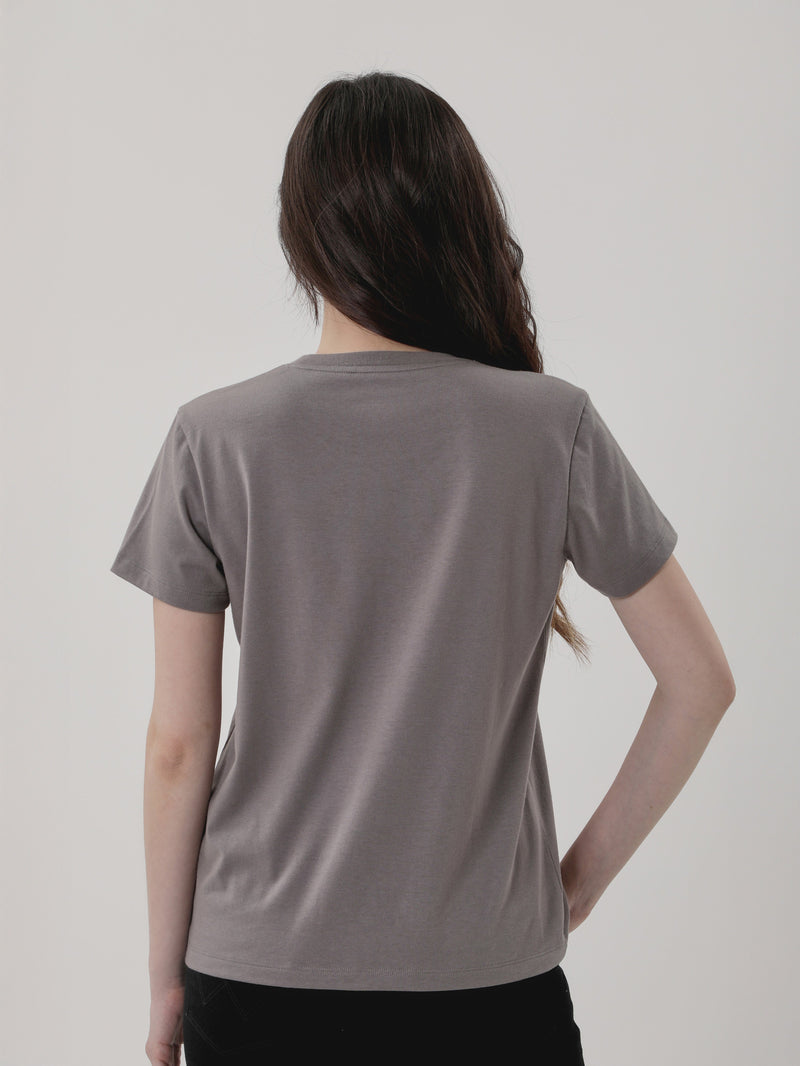 เสื้อยืดแขนสั้นผู้หญิง ทรงตรง สีเทา