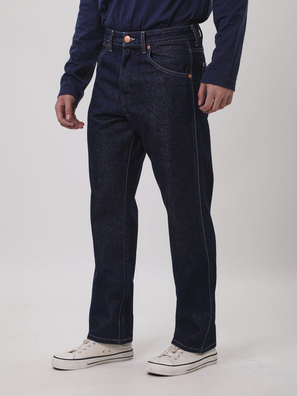 กางเกงยีนส์ผู้ชาย MWZ FIT เอวกลาง ทรงตรง สียีนส์เข้ม