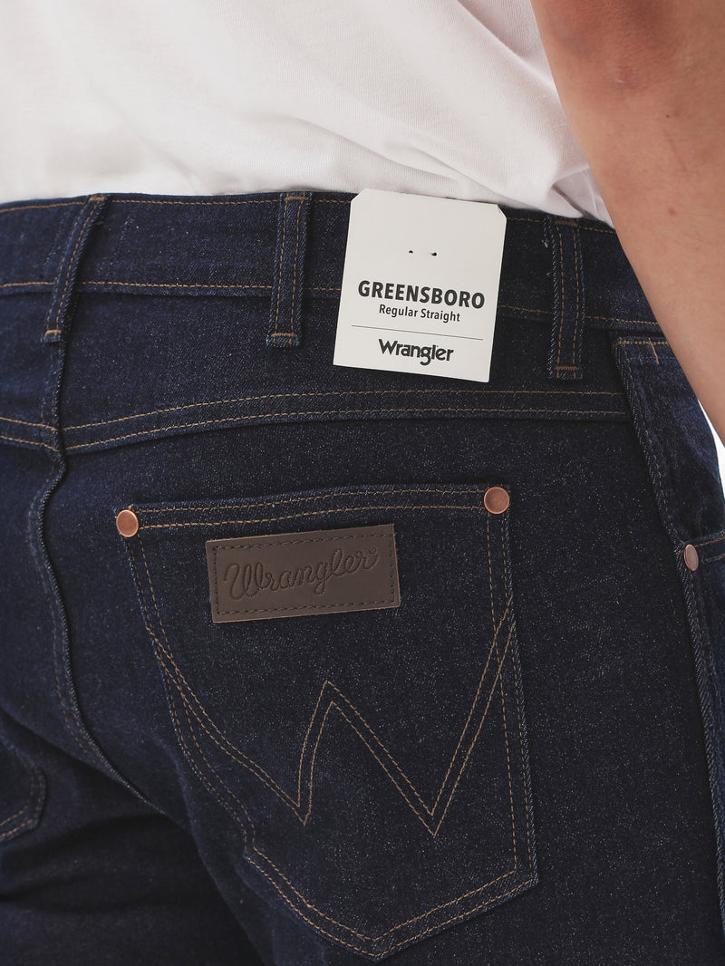 กางเกงยีนส์ผู้ชาย GREENSBORO FIT เอวกลาง ทรงตรง สียีนส์ผ้าดิบ