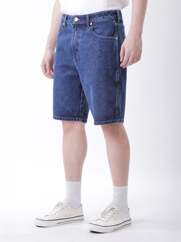 กางเกงขาสั้นผู้ชาย FRONTIER SHORTS FIT เอวกลาง ทรงกระบอก สียีนส์กลาง