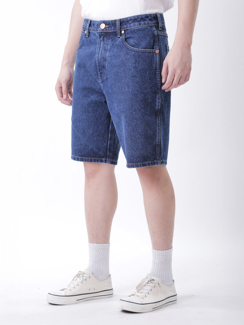 กางเกงขาสั้นผู้ชาย FRONTIER SHORTS FIT เอวกลาง ทรงกระบอก สียีนส์กลาง