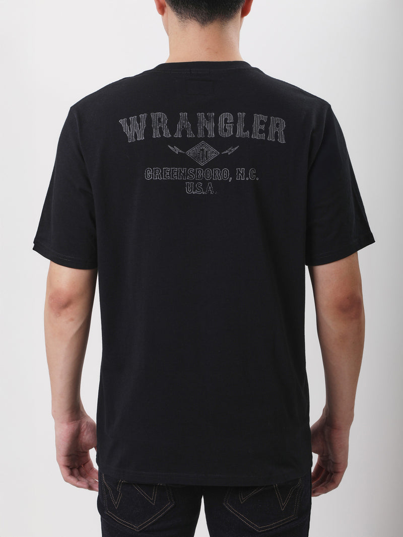 เสื้อยืดแขนสั้นผู้ชาย ทรงตรง สีดำ