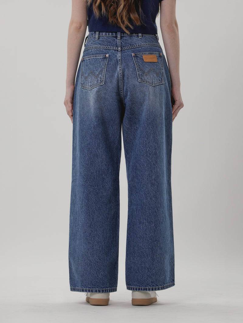 BOYFRIEND FIT EVERYDAY WITH WRANGLER COLLECTION HIGH RELAXED WOMEN'S JEANS MID INDIGO