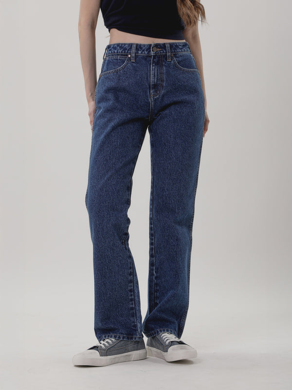 SUNSET FIT EVERYDAY WITH WRANGLER COLLECTION MID RISE REGULAR WOMEN'S JEANS MID INDIGO