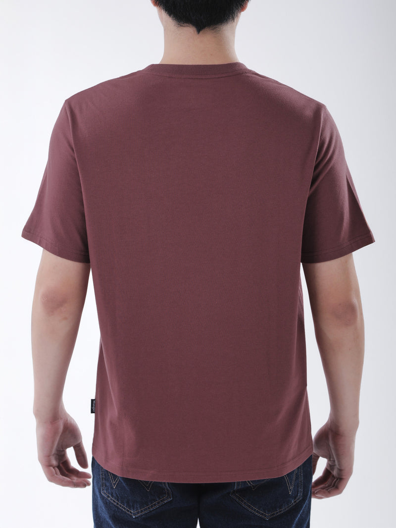 เสื้อยืดแขนสั้นผู้ชาย ทรงตรง สีแดง