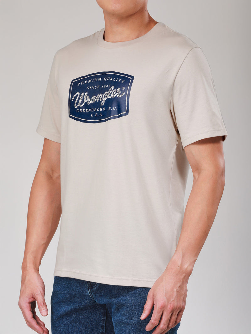 เสื้อยืดแขนสั้นผู้ชาย ทรงตรง สีเบจ