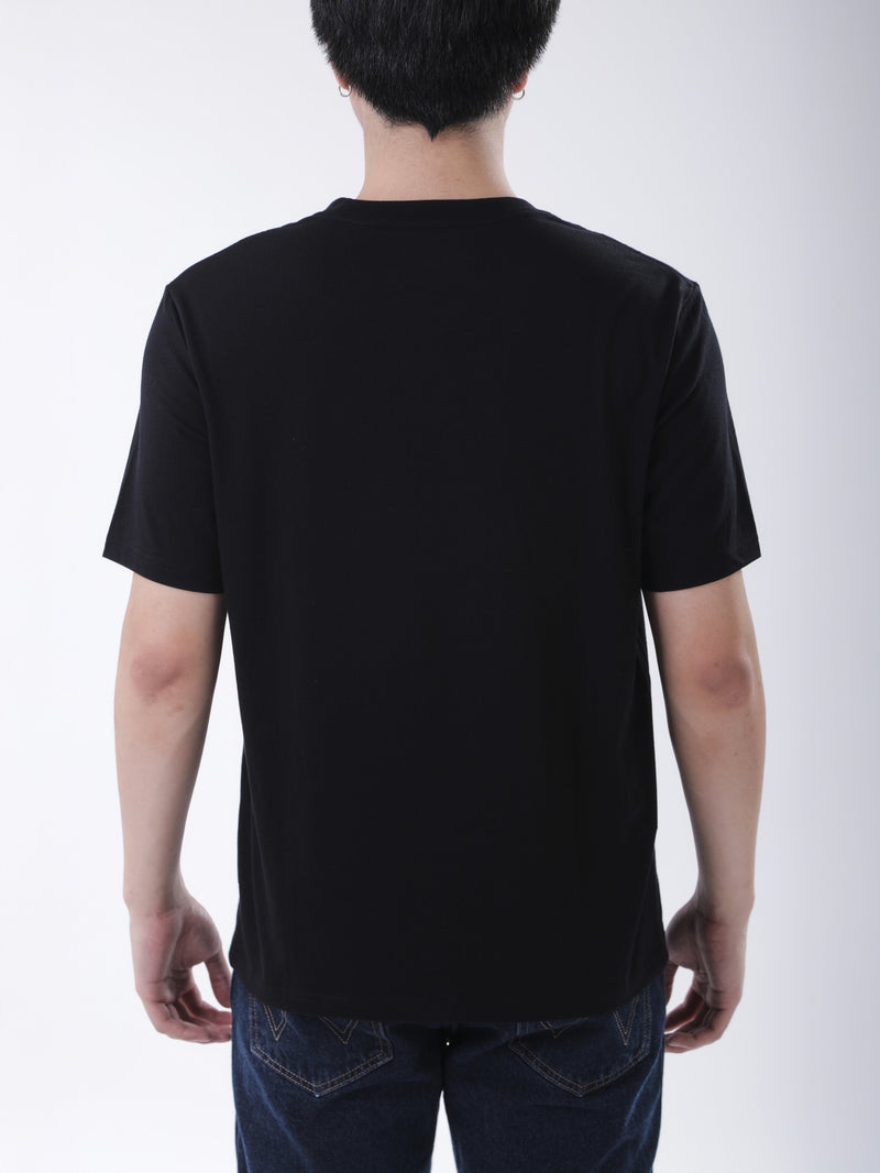 เสื้อยืดแขนสั้นผู้ชาย ทรงตรง สีดำ